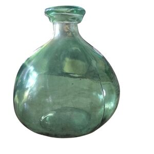 Vidrios San Miguel 100% Recycled Glass Green Bulb Vase
